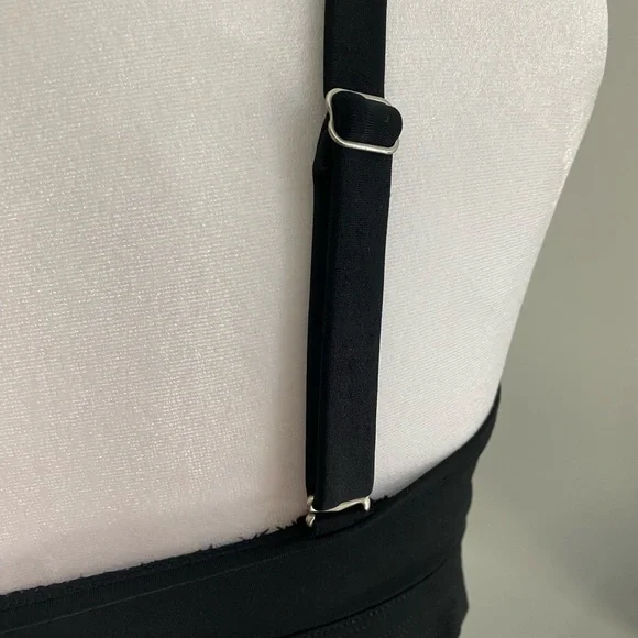 Athleta Stitched Band Bikini Top Black Size 32 B/C - Picture 10 of 10